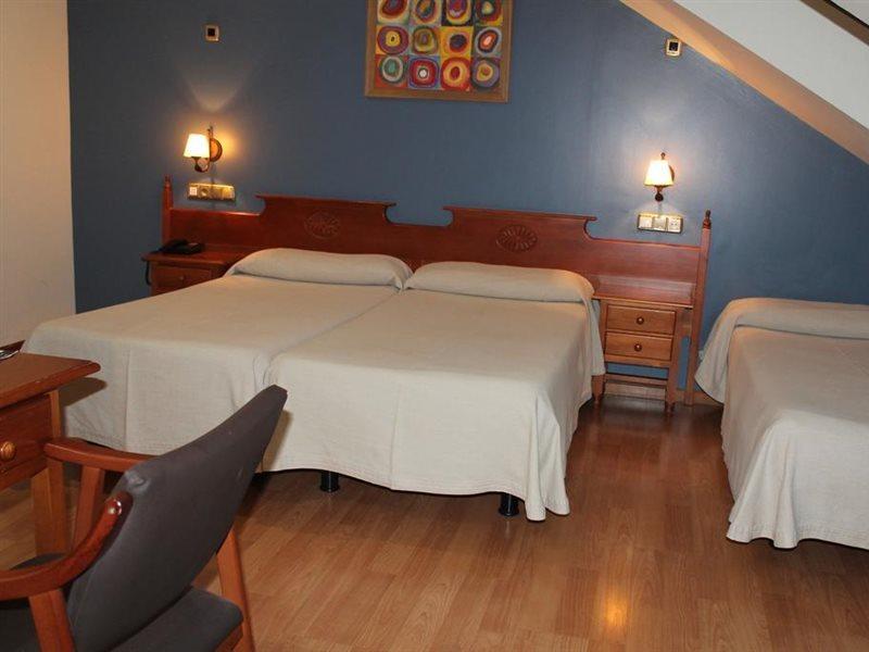 Hotel El Castillo Ponferrada Ngoại thất bức ảnh