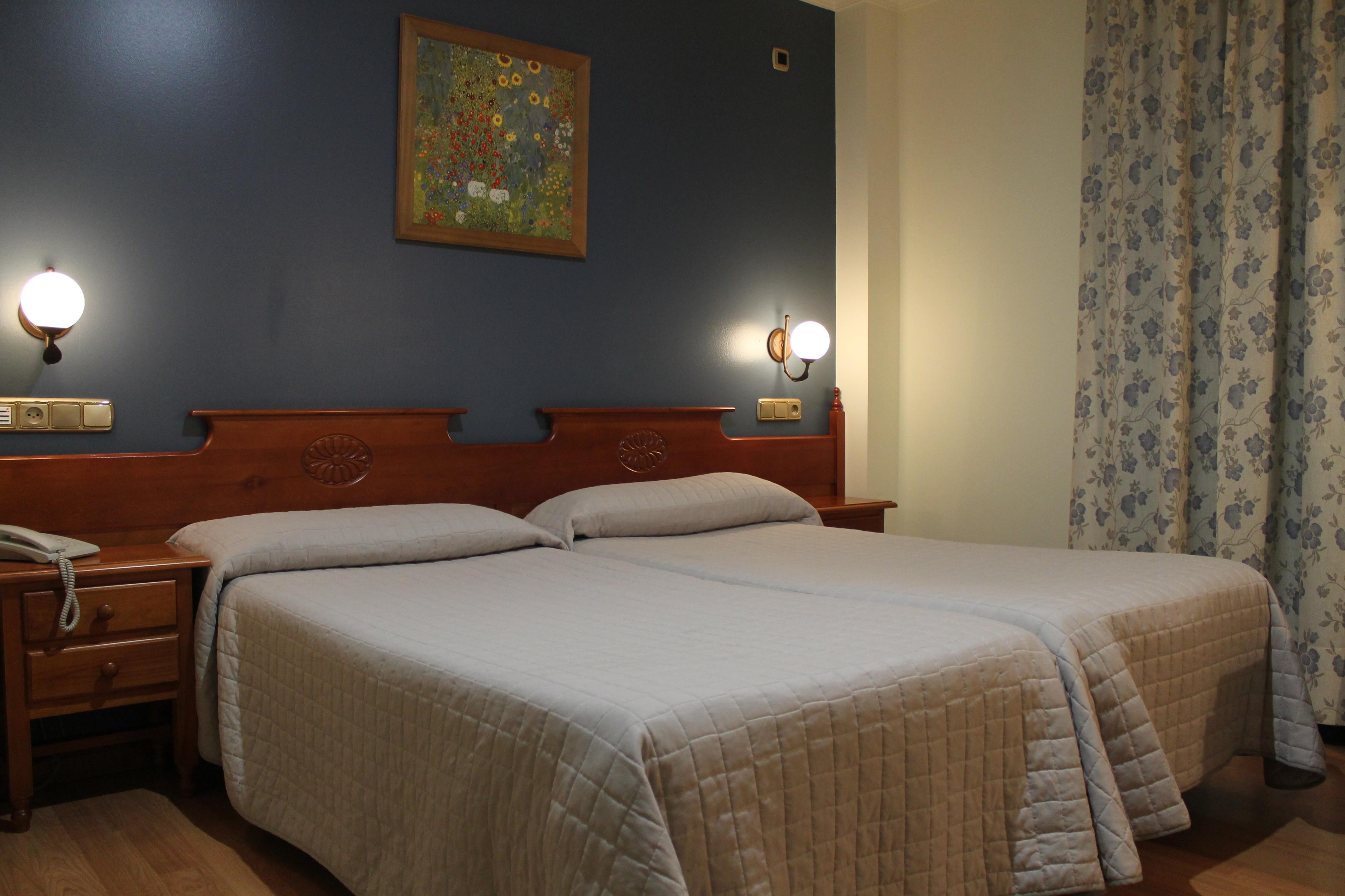 Hotel El Castillo Ponferrada Ngoại thất bức ảnh