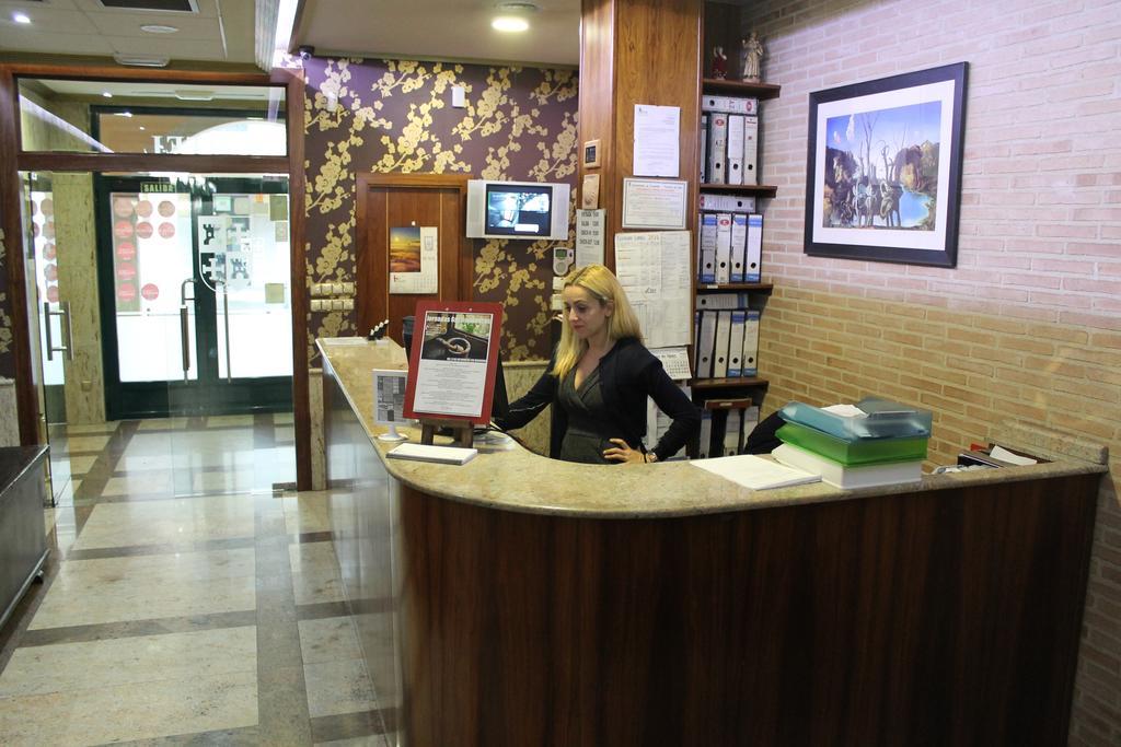 Hotel El Castillo Ponferrada Ngoại thất bức ảnh