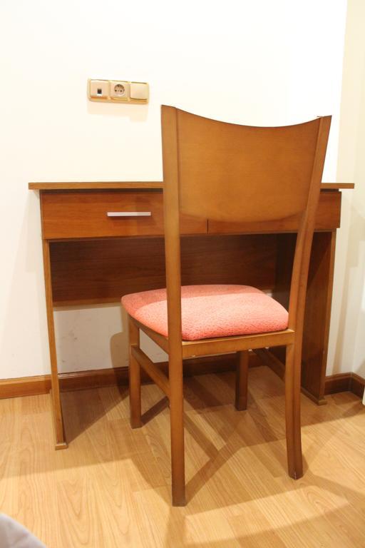 Hotel El Castillo Ponferrada Ngoại thất bức ảnh